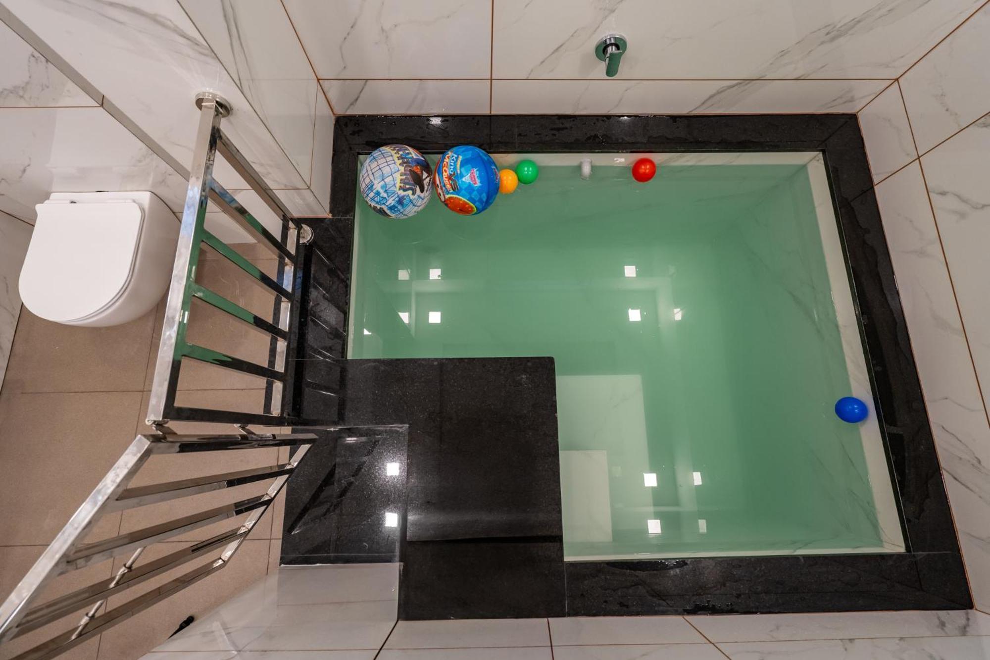 Cochin Airport Hotel Kochi Zewnętrze zdjęcie