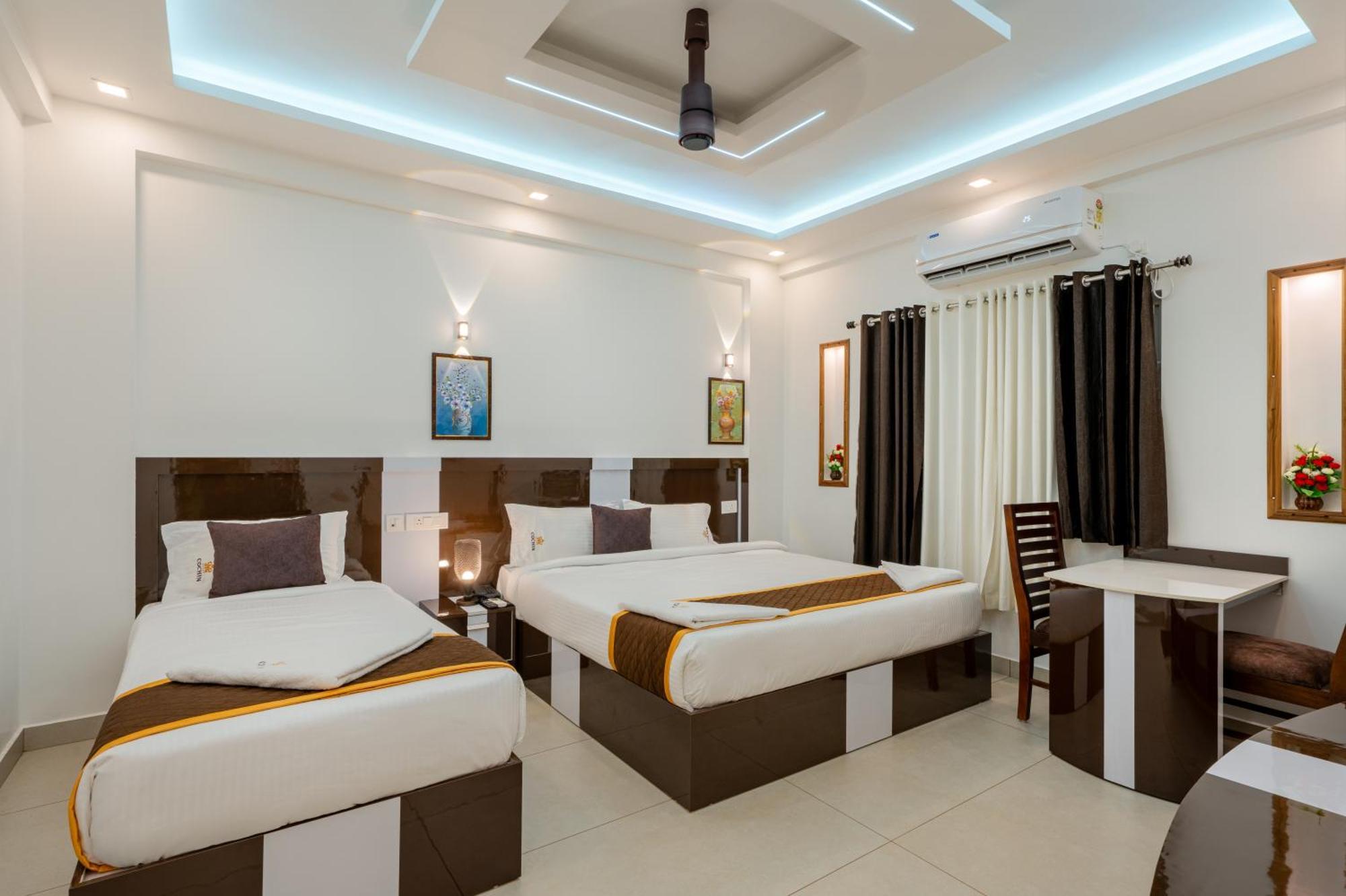 Cochin Airport Hotel Kochi Zewnętrze zdjęcie