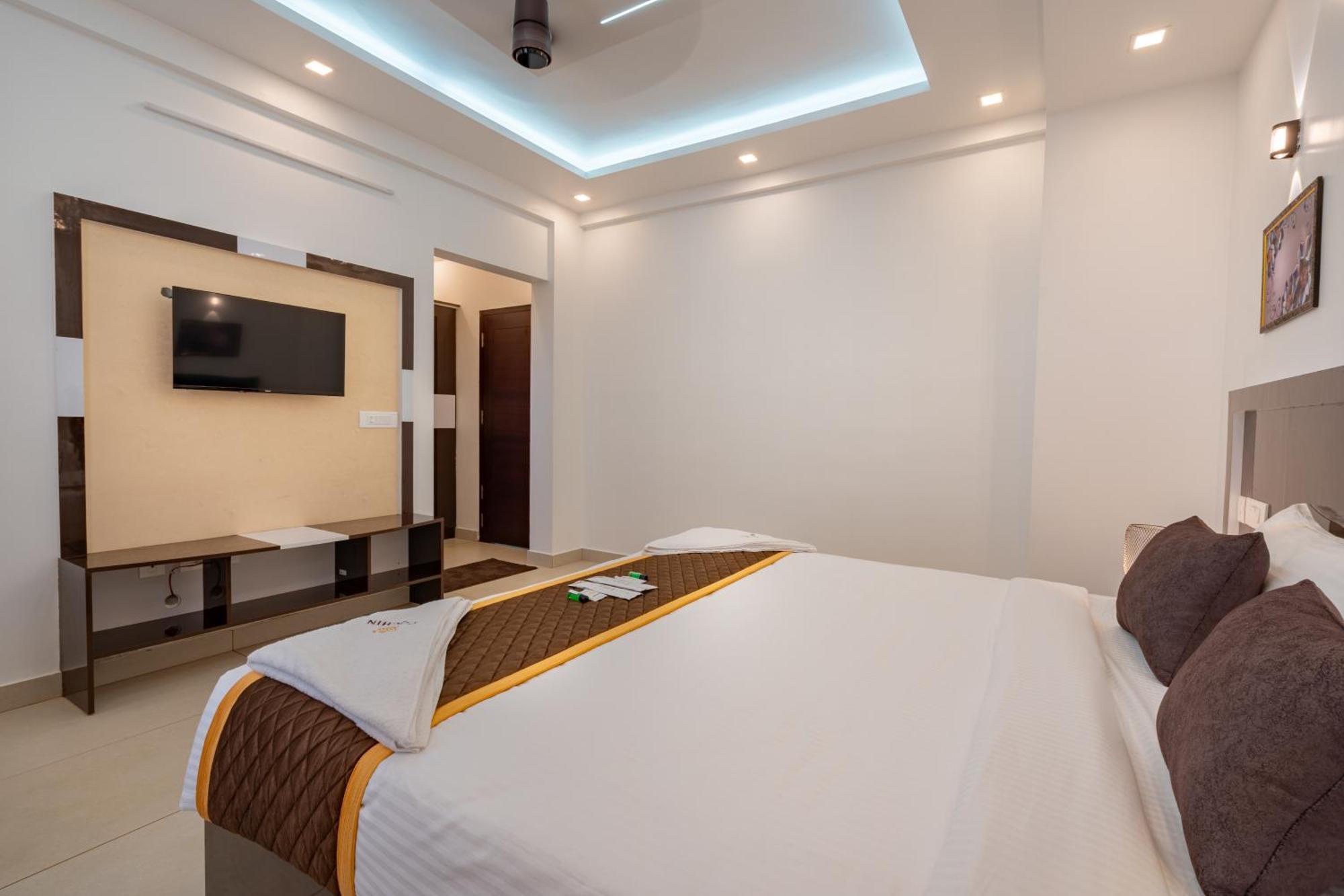 Cochin Airport Hotel Kochi Zewnętrze zdjęcie