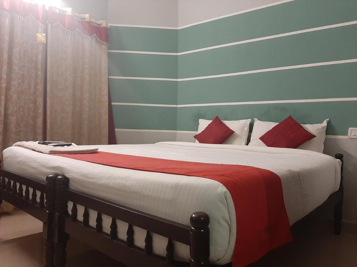 Cochin Airport Hotel Kochi Zewnętrze zdjęcie