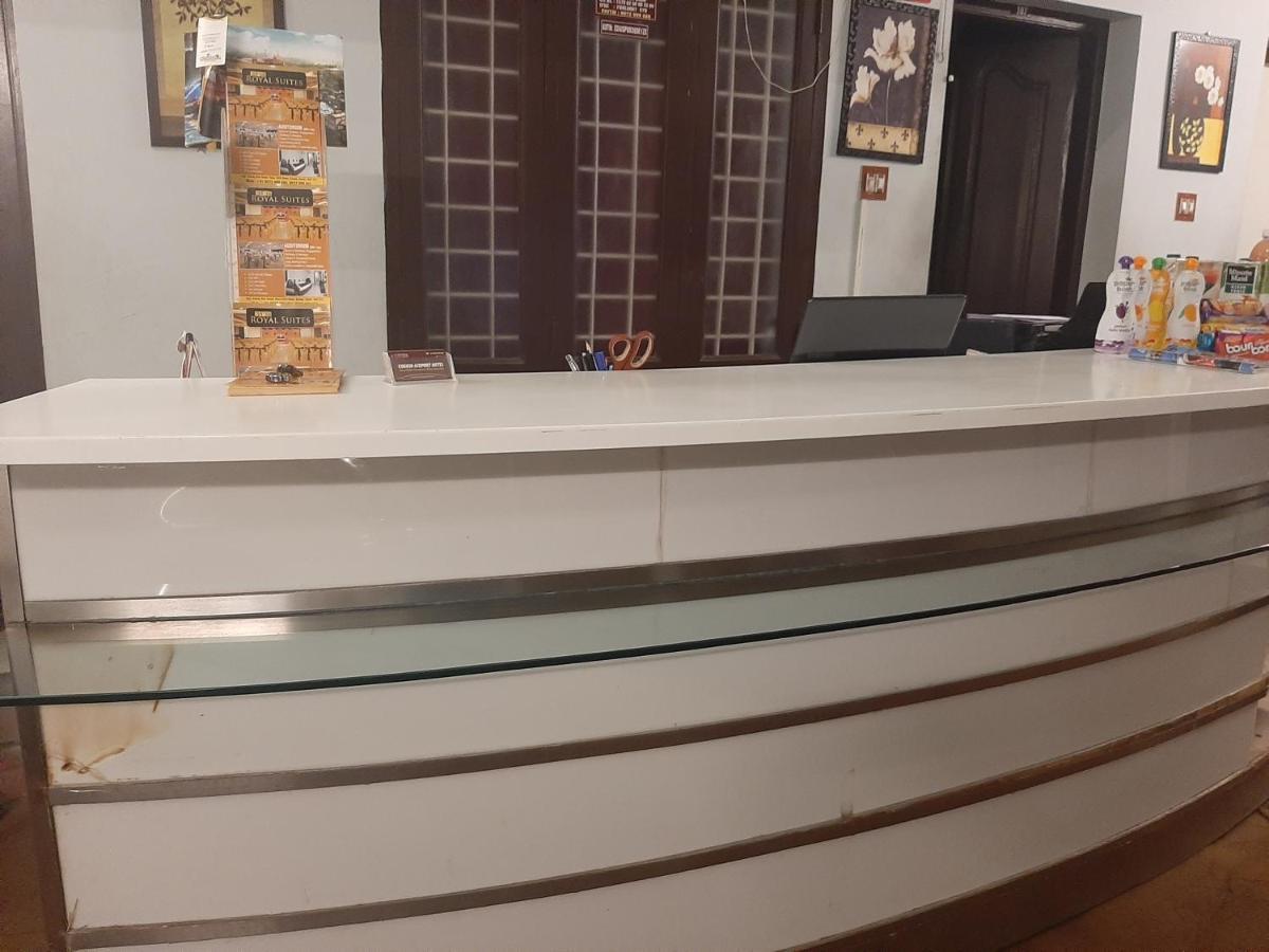 Cochin Airport Hotel Kochi Zewnętrze zdjęcie