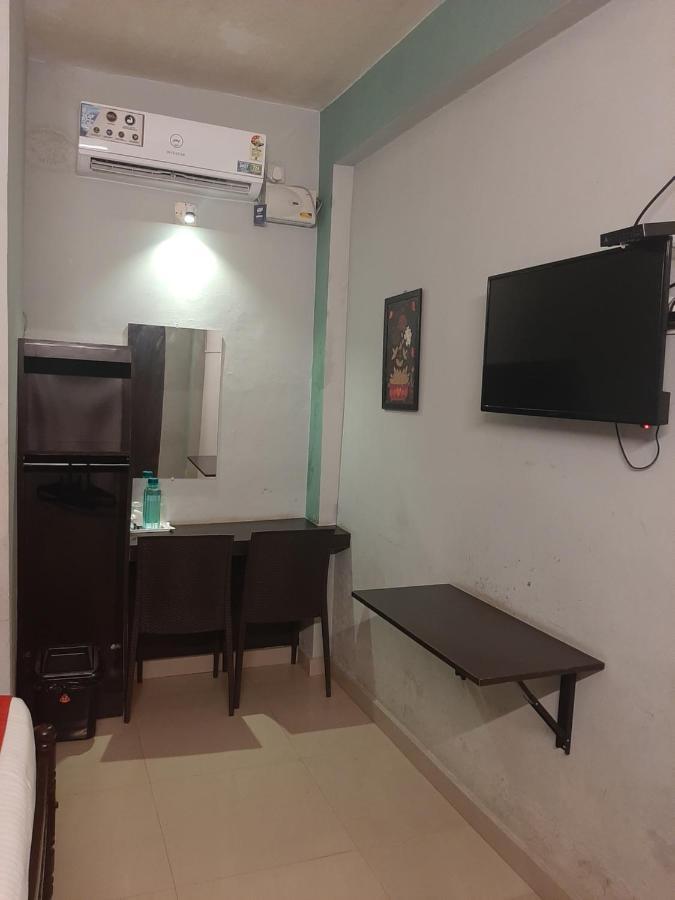 Cochin Airport Hotel Kochi Zewnętrze zdjęcie