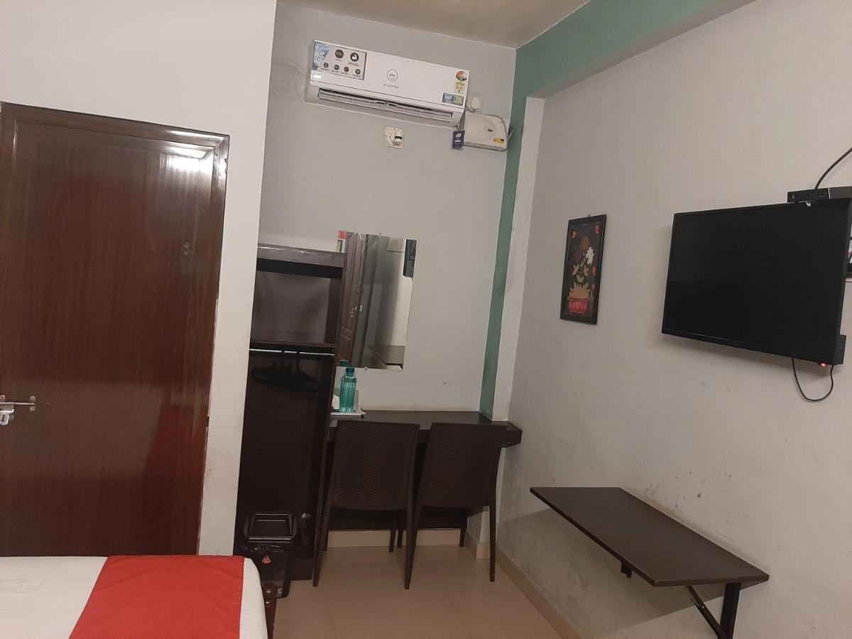 Cochin Airport Hotel Kochi Zewnętrze zdjęcie